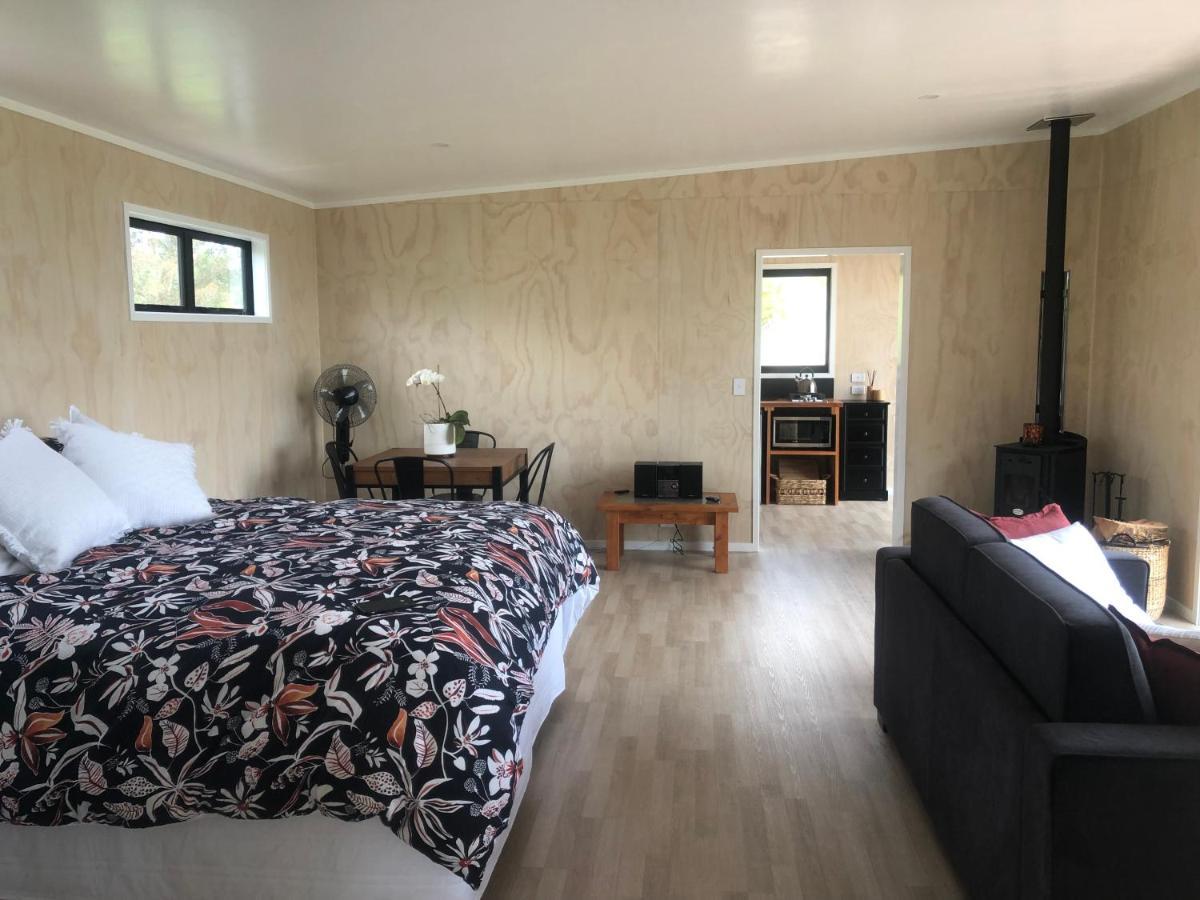 Whakaipo Bay Cabin Retreat אגם טאופו מראה חיצוני תמונה
