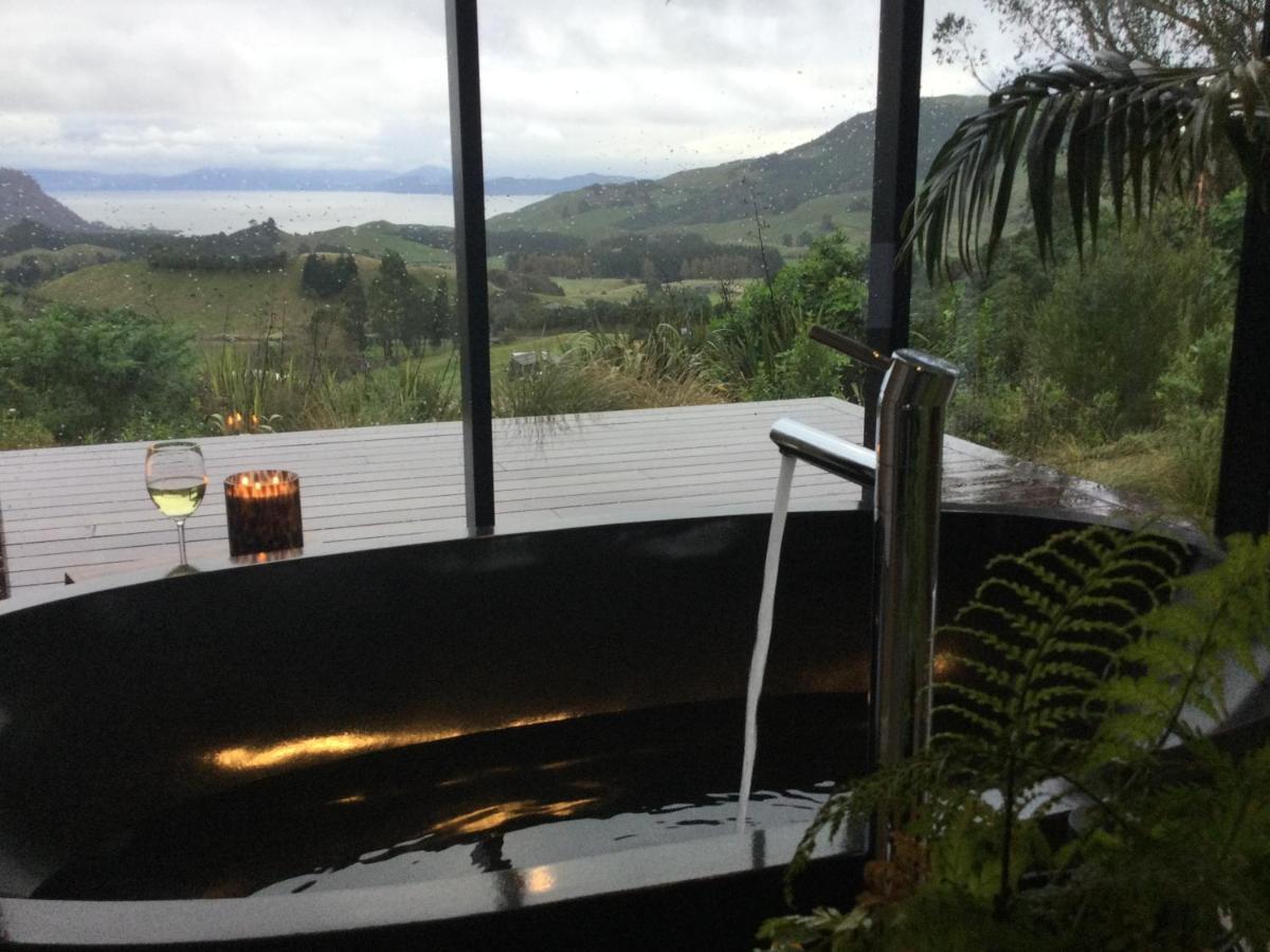 Whakaipo Bay Cabin Retreat אגם טאופו מראה חיצוני תמונה